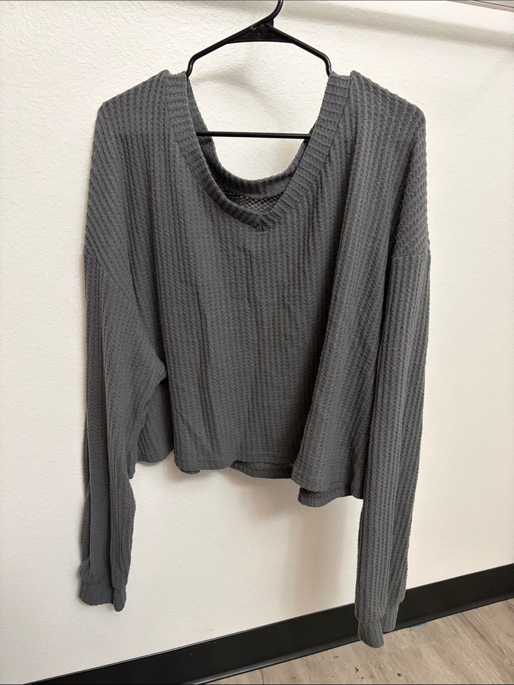 SHEIN Gray Waffle Knit V-Neck Long Sleeve Top